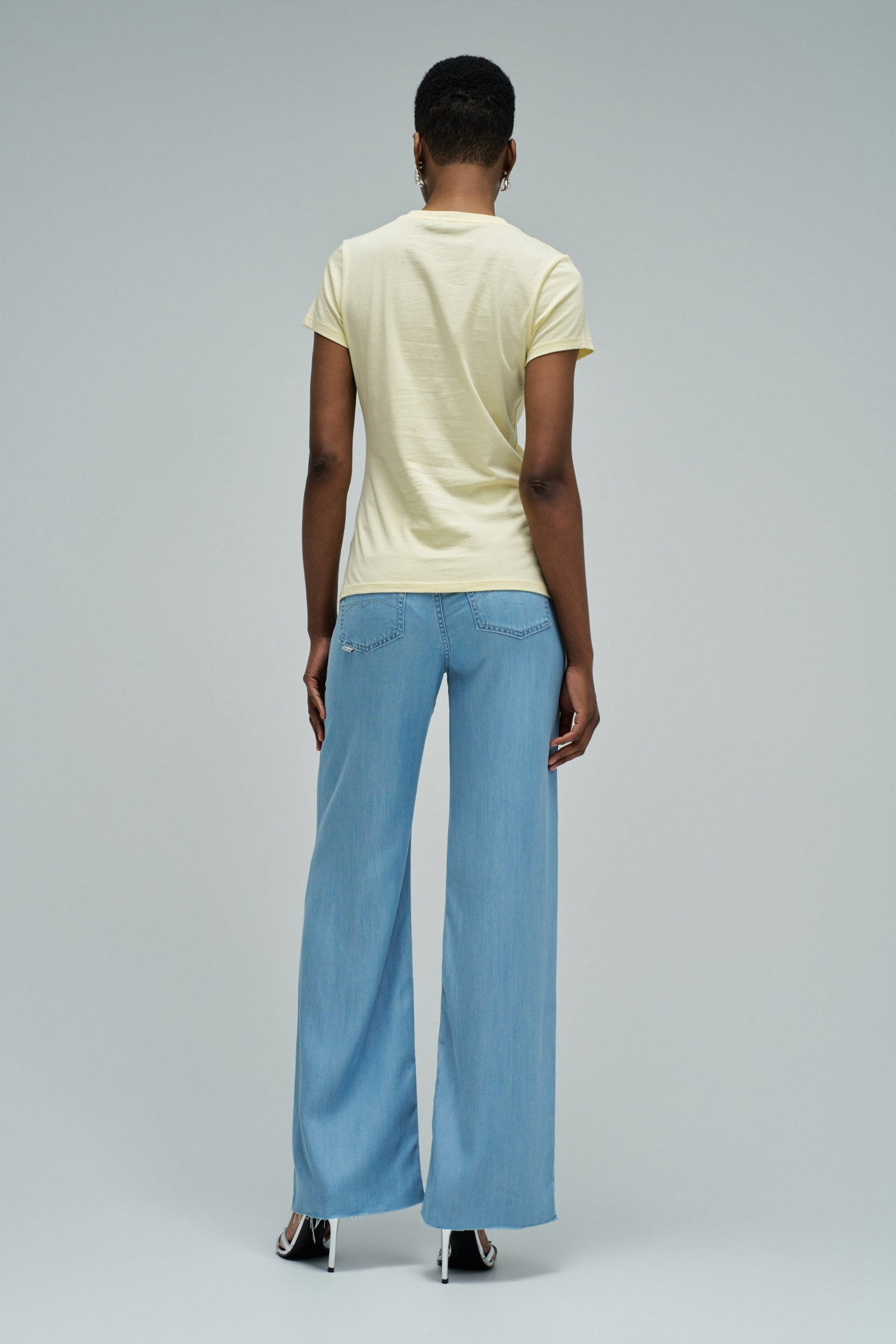 Institutional Beaded Branding T-Shirt in Medium Yellow T-Shirts Salsa Jeans